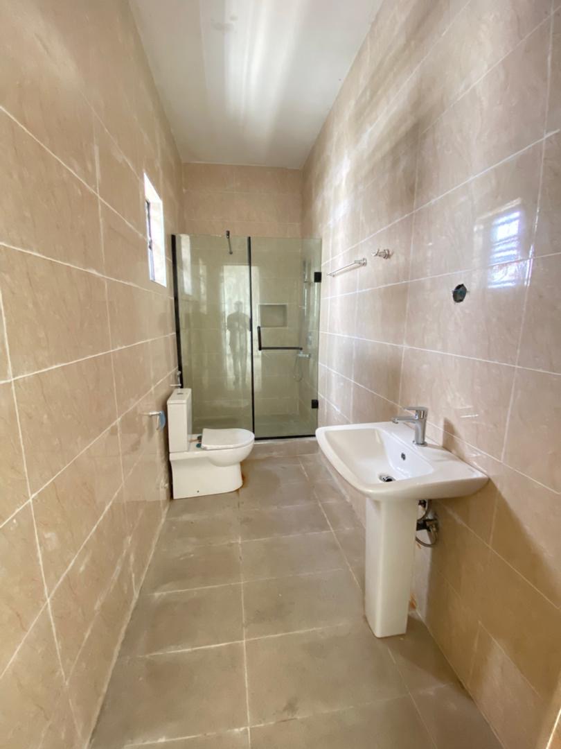 Luxury 4 bedroom semi detached duplex + BQ