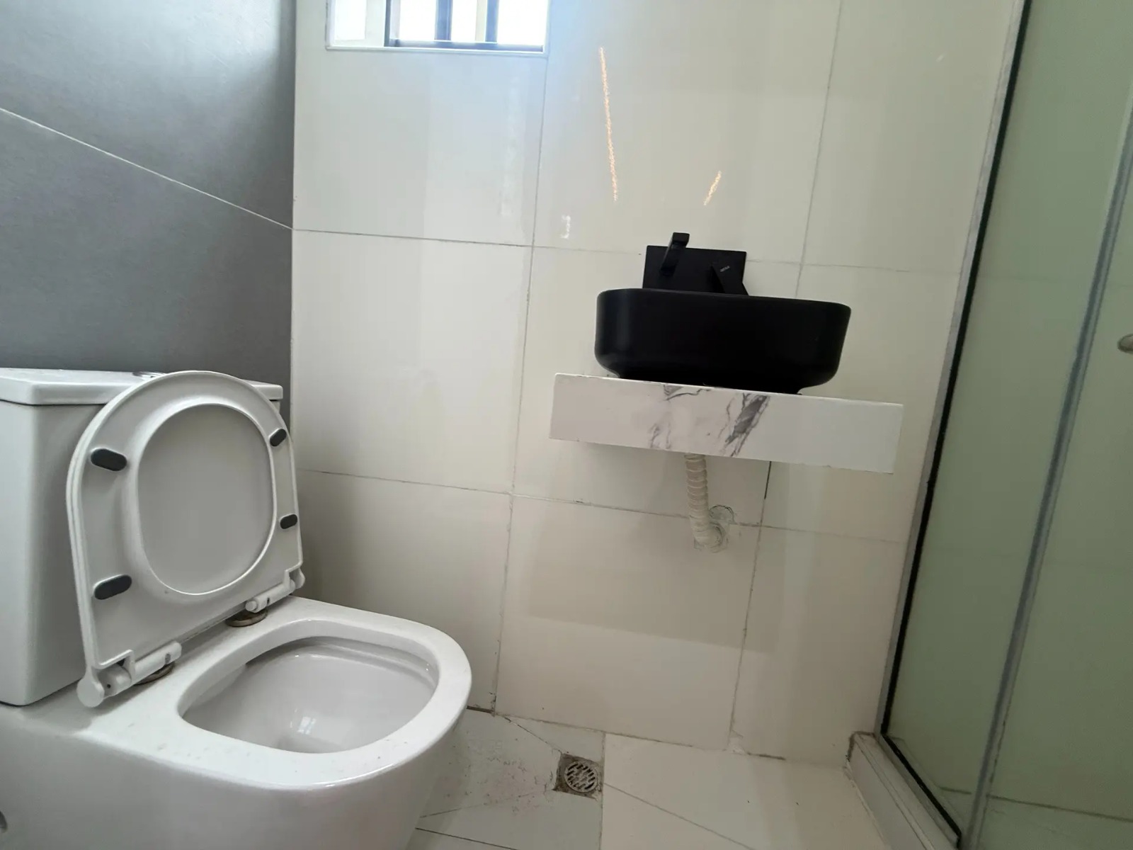 4 Bedroom Detached House for Sale at Ikota