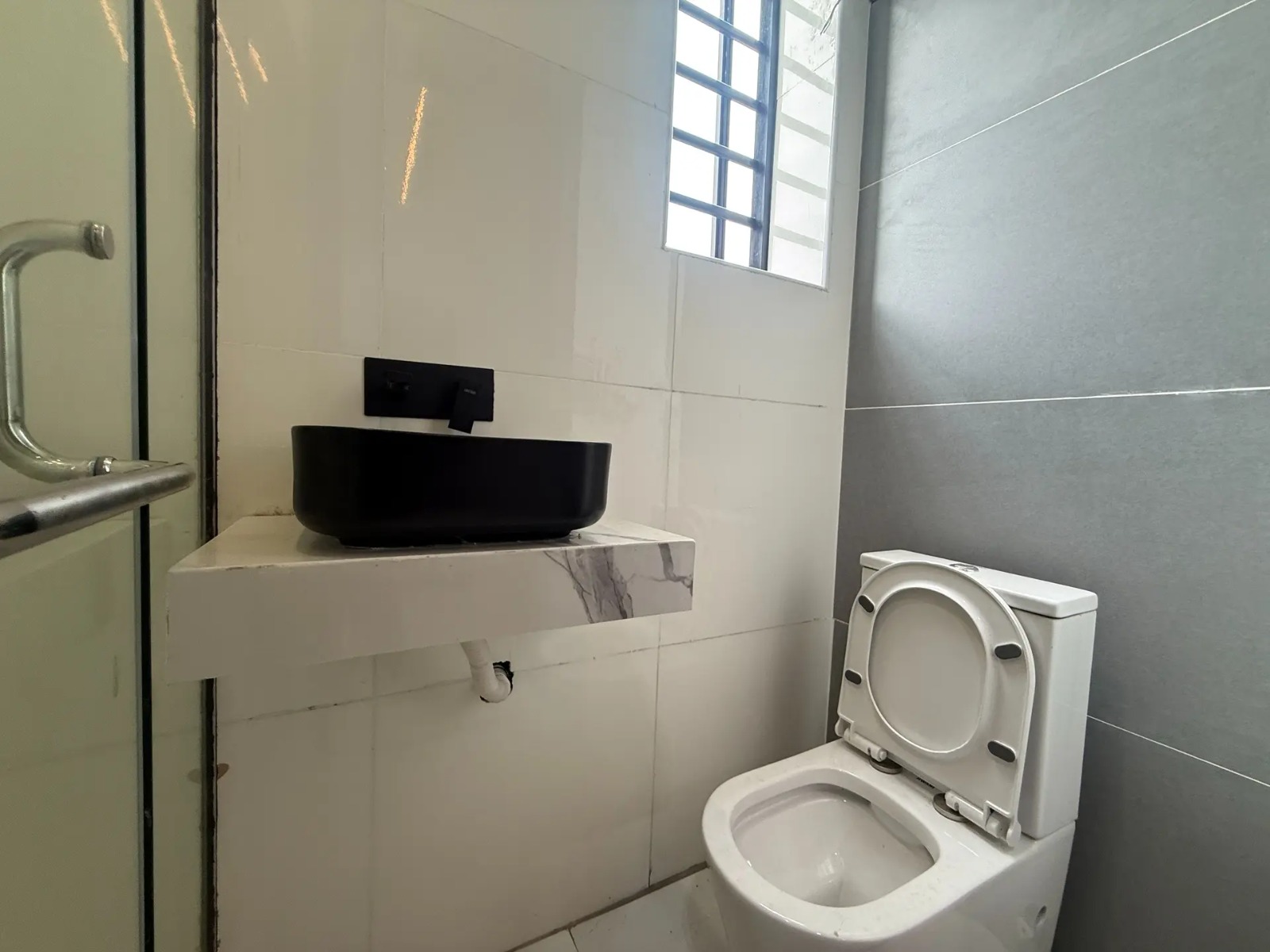 4 Bedroom Detached House for Sale at Ikota