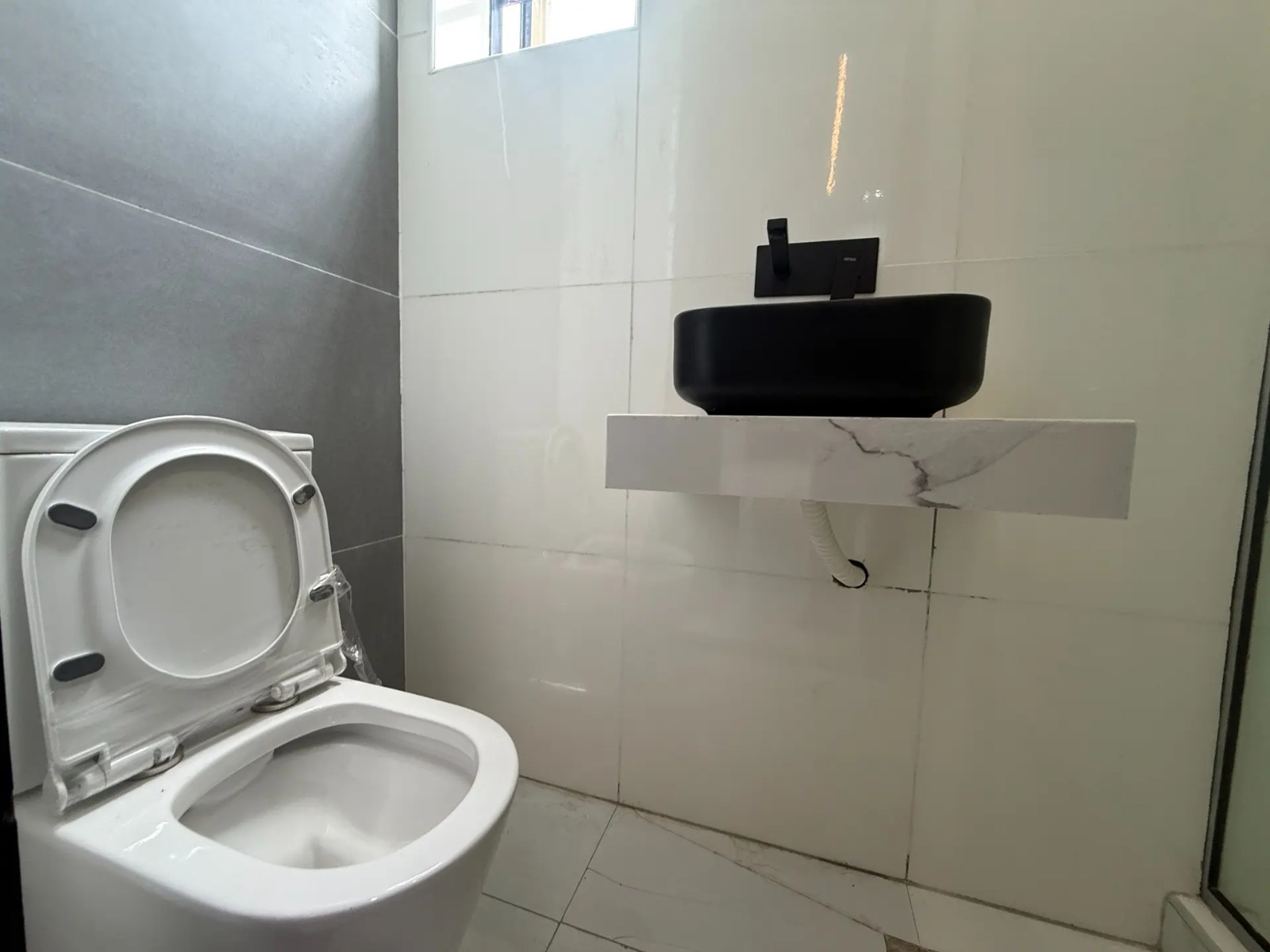 4 Bedroom Detached House for Sale at Ikota