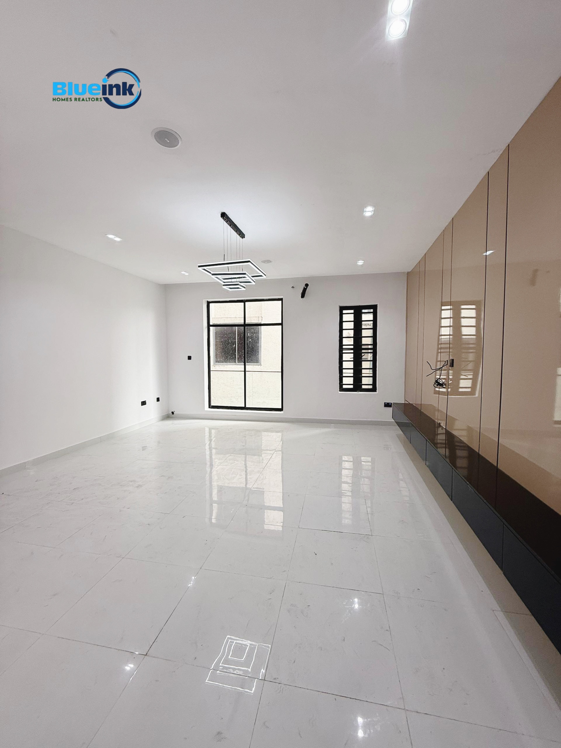 Luxury 2 Bedroom Apartment for Sale