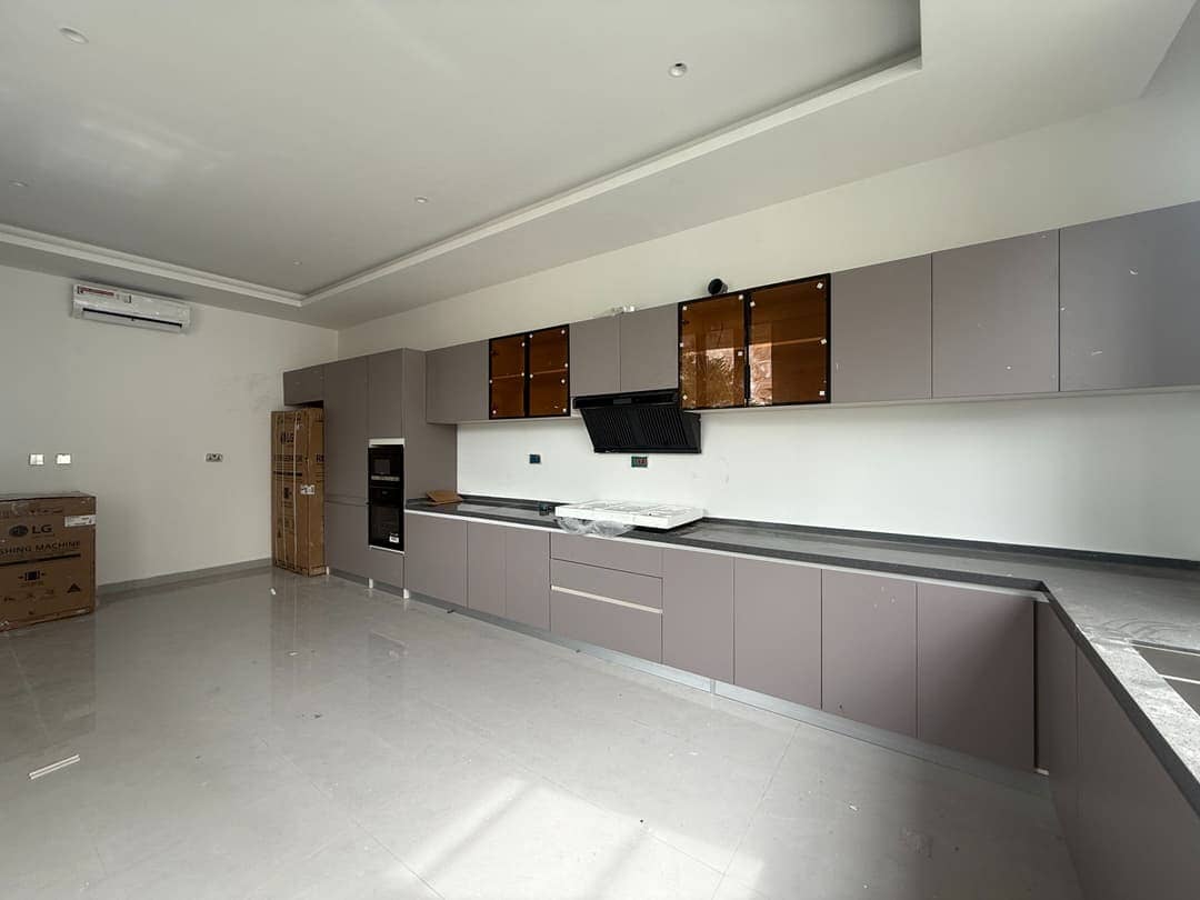 6 BEDROOM FULLY DETACHED DUPLEX FOR SALE — BANANA ISLAND, IKOYI