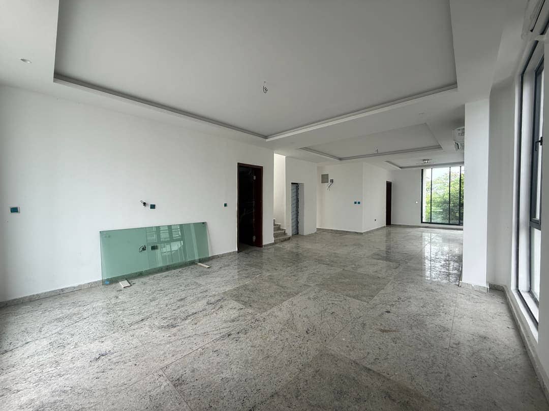 6 BEDROOM FULLY DETACHED DUPLEX FOR SALE — BANANA ISLAND, IKOYI