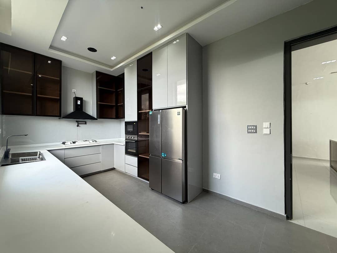 5 BEDROOM FULLY DETACHED DUPLEX FOR SALE — PARKVIEW ESTATE, IKOYI