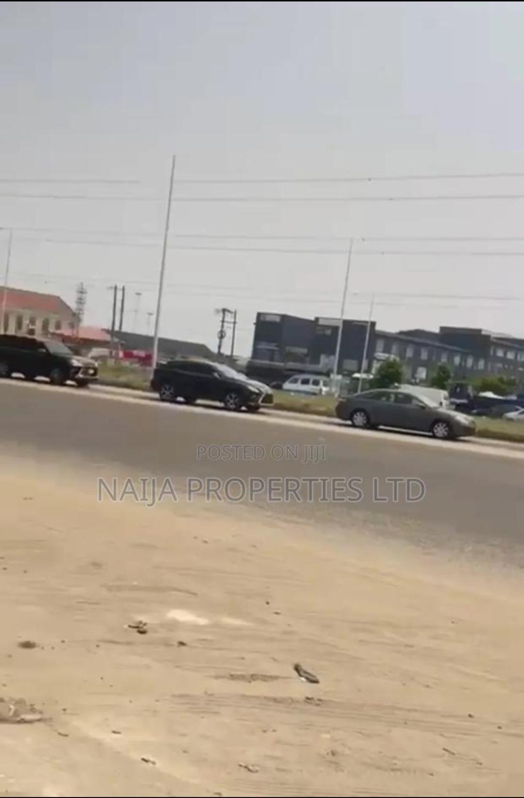 1500sqm Directly on Lekki-Epe Express way at Ikota Lekki