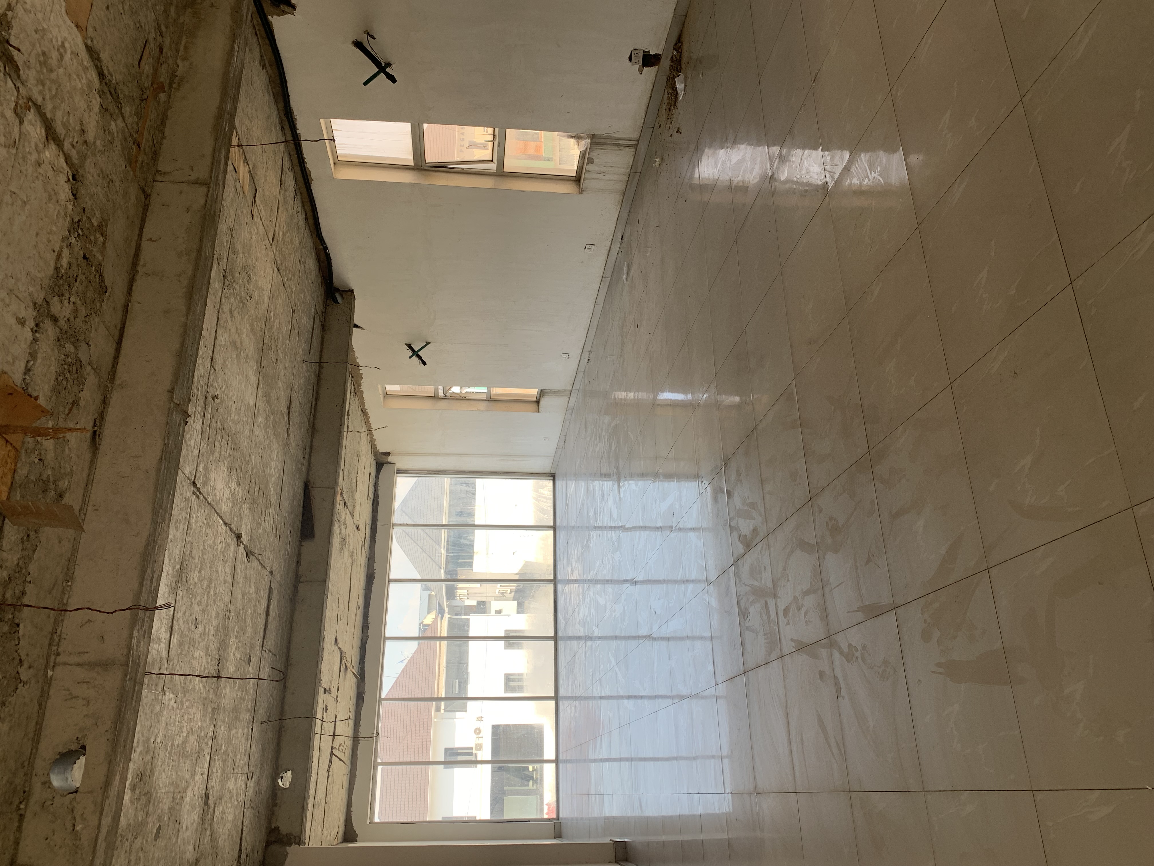 4 STOREY COMMERCIAL BUILDING FOR SALE