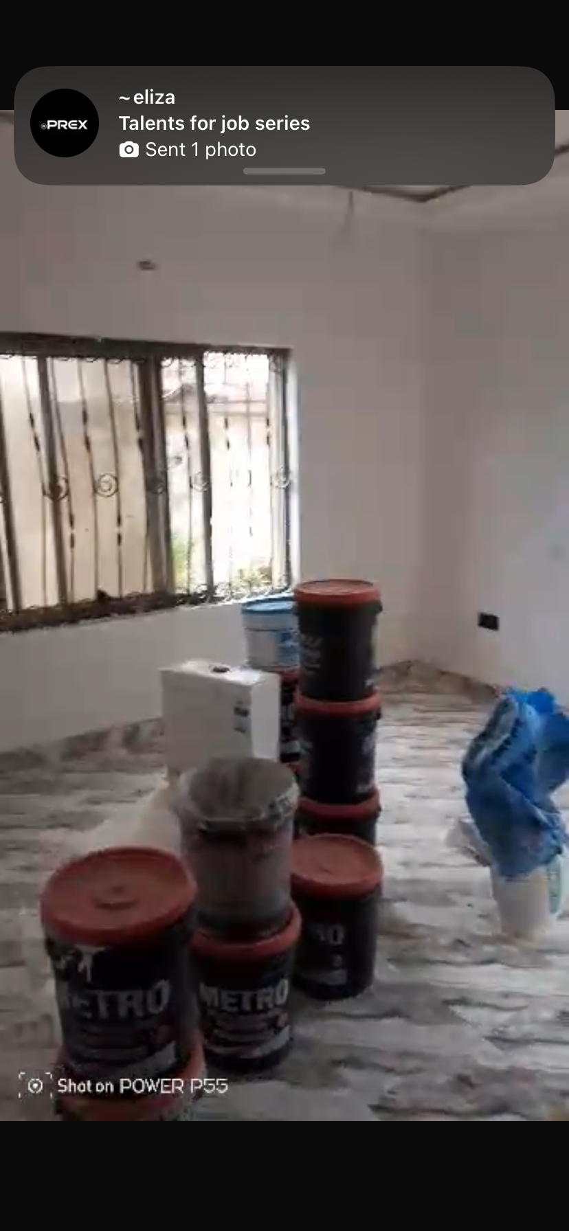 Brand new room and palour mini flat at Addo area close to main road.