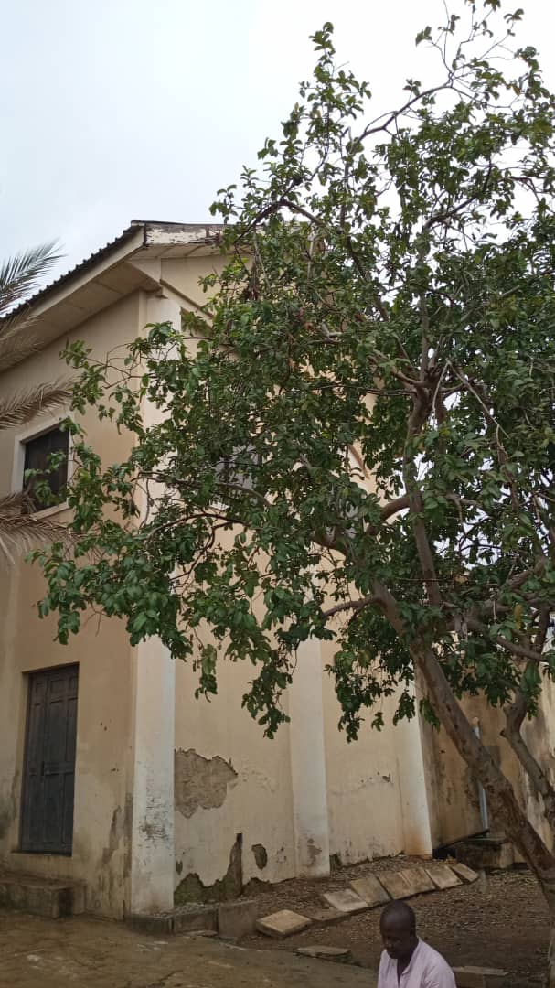 4 bedroom duplex apartments and bq