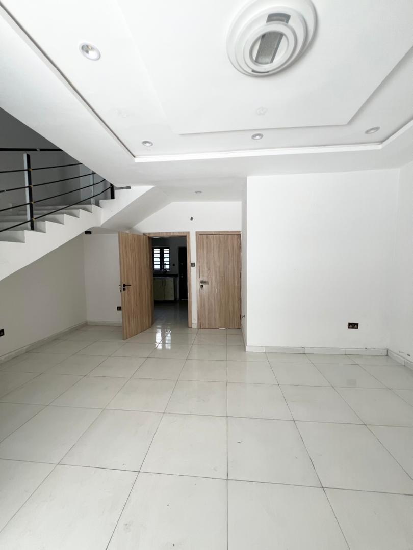 Newly built 3 bedroom terrace duplex