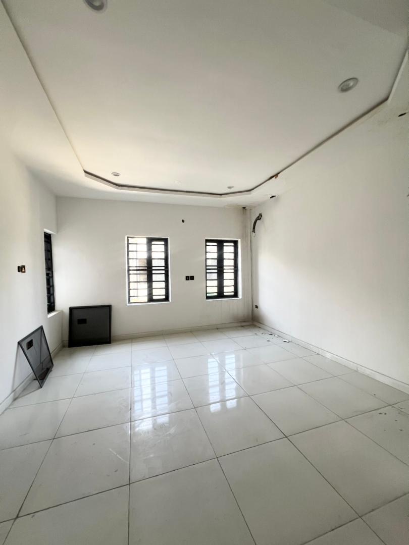 Newly built 3 bedroom terrace duplex