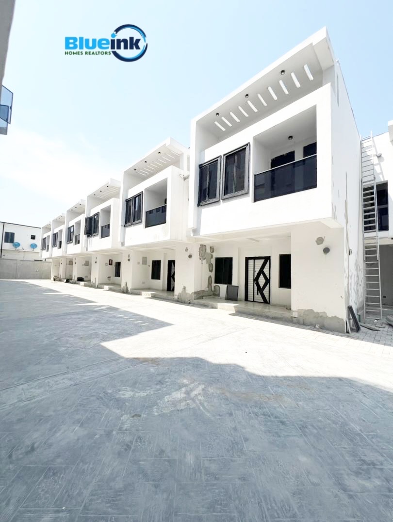 Newly built 3 bedroom terrace duplex