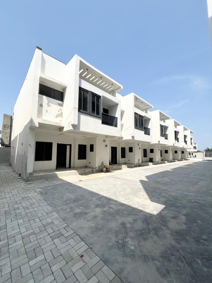 Newly built 3 bedroom terrace duplex
