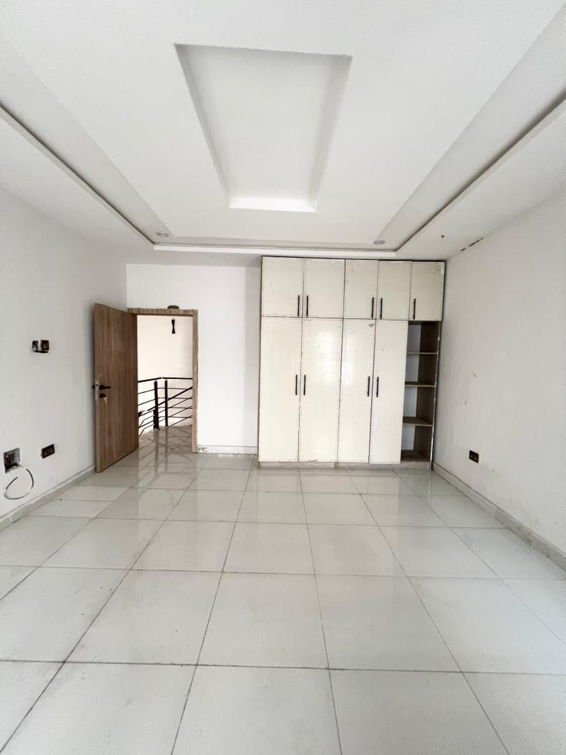 Newly built 3 bedroom terrace duplex