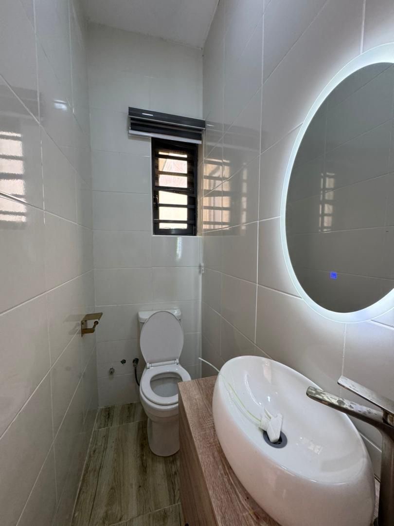 Luxury 3 bedroom fully detached bungalow + BQ