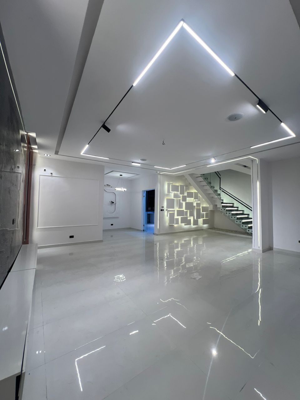 5 Bedroom luxury Fully Detached Duplex at Orchid