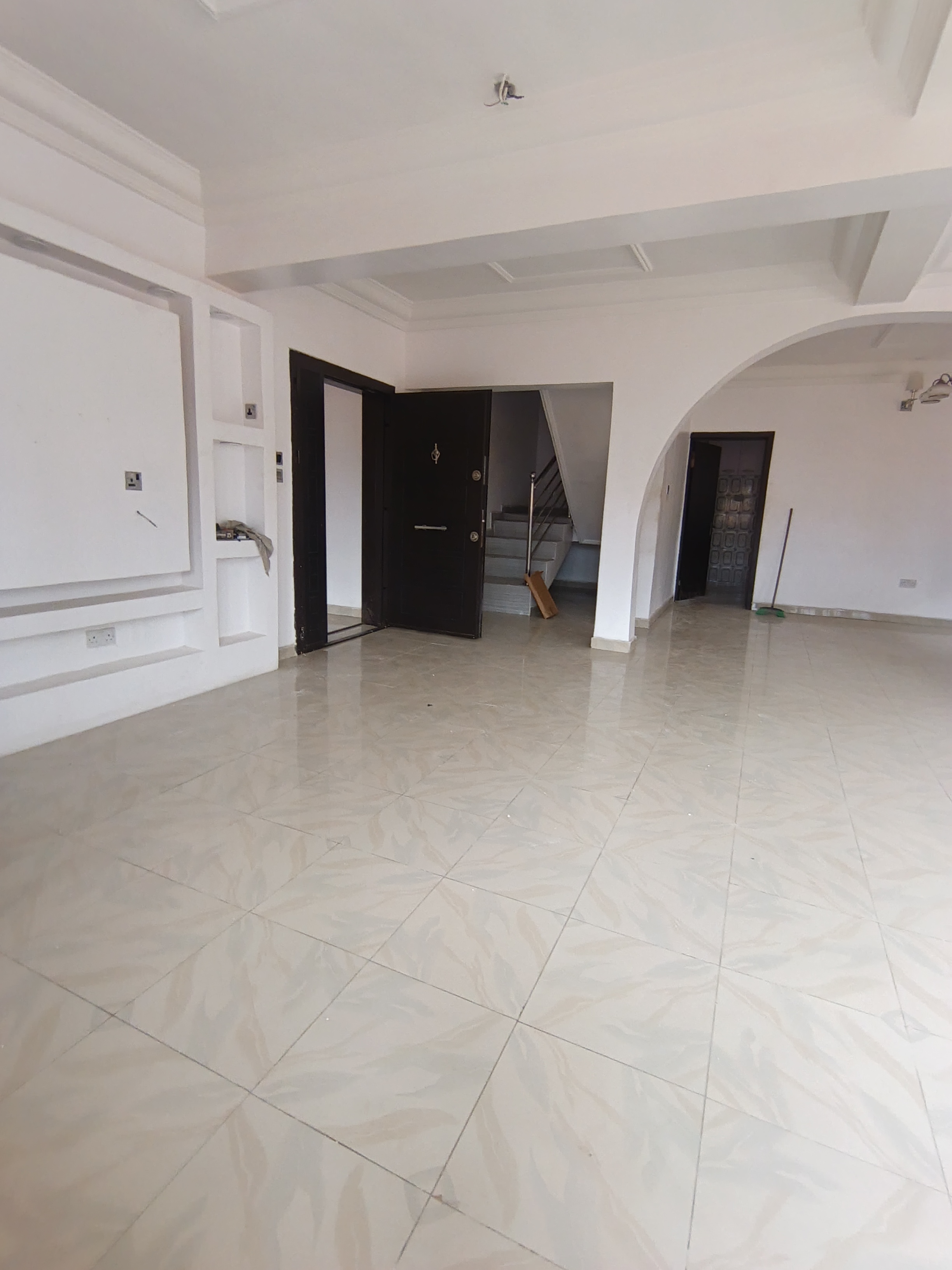 5bed duplex 4m sangotedo ajah