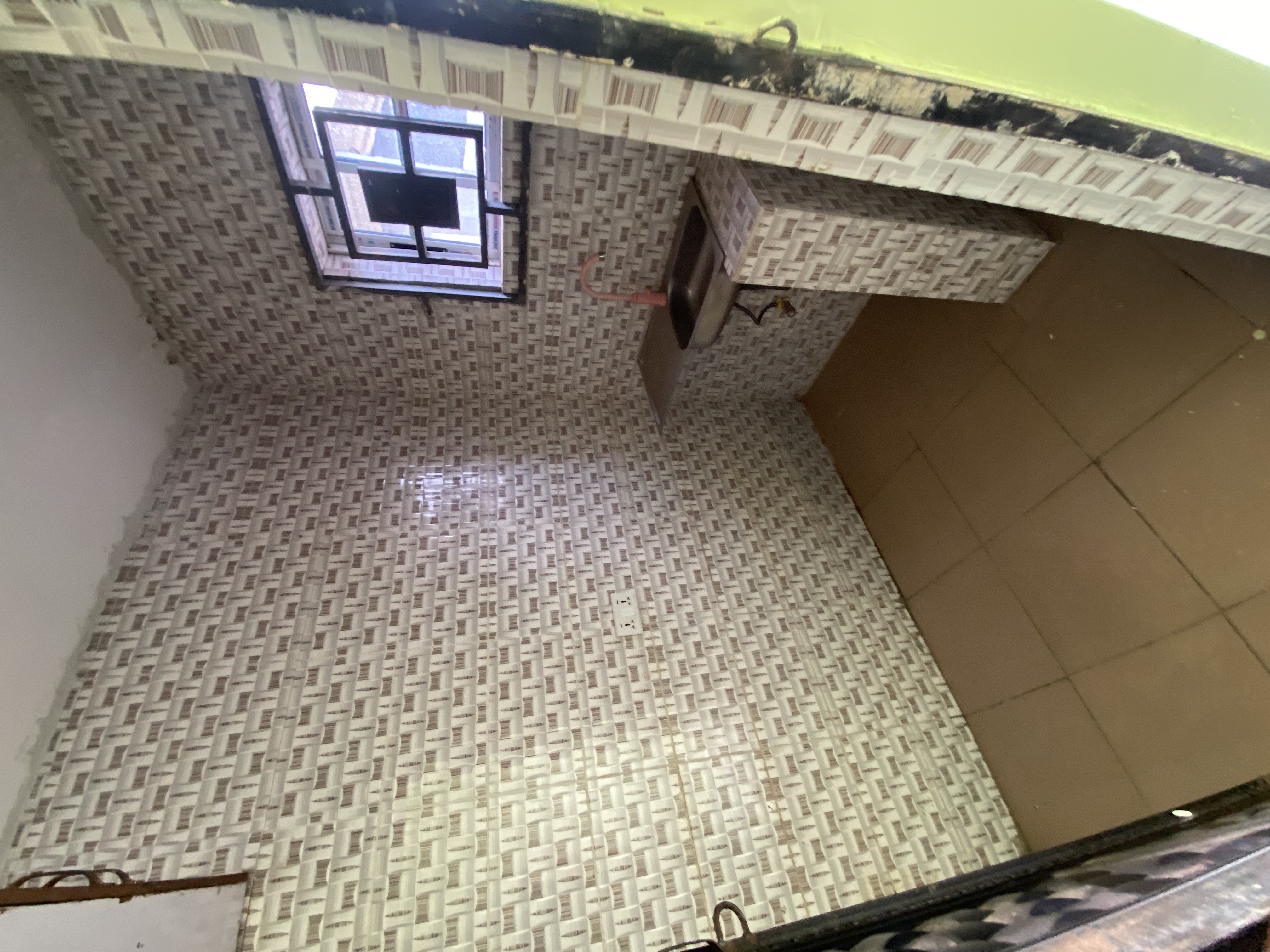Spacious and secured selfcontain for rent