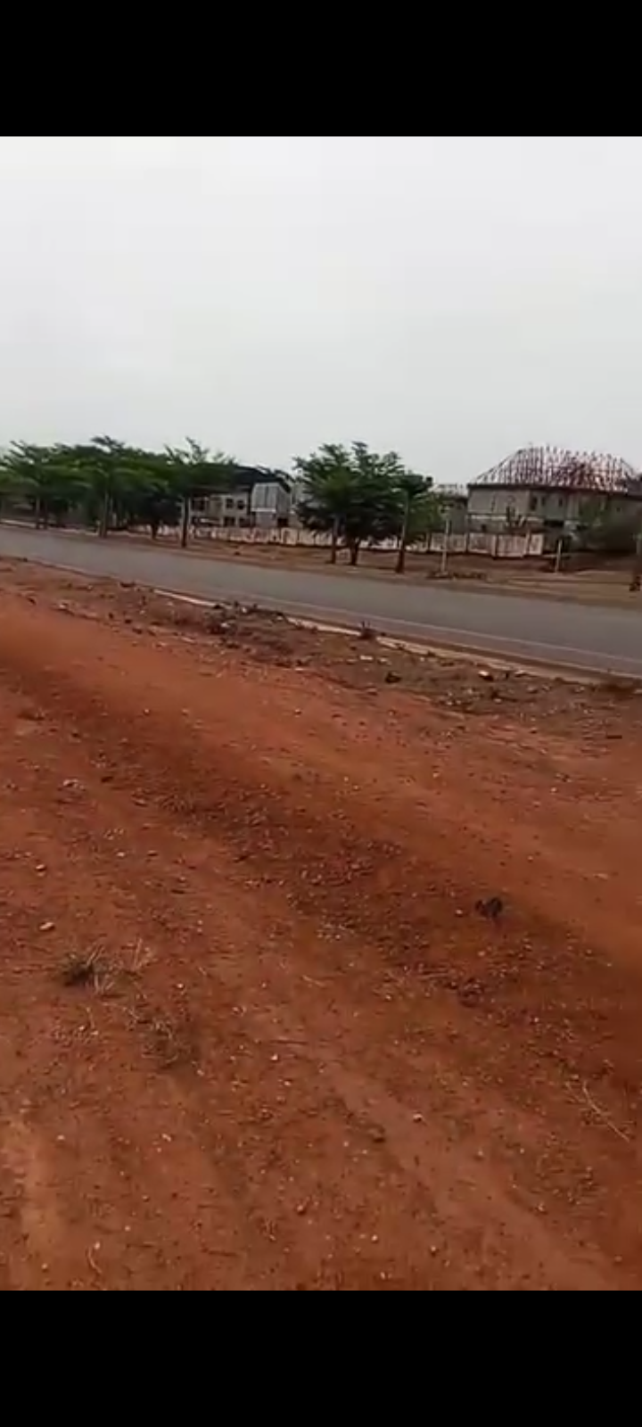 LAND SIZE: 3 HECTARES (30,000 sqm) for Sale in Ihiala, Anambra photo 2
