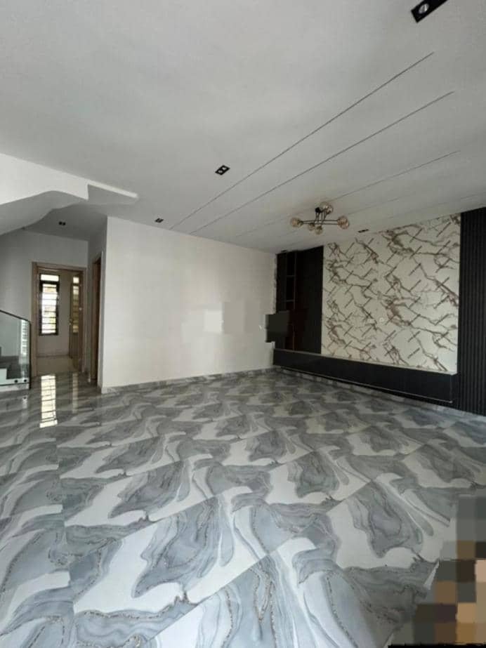 4 BEDROOM SEMI-DETACHED DUPLEX for Sale in Monguno, Borno photo 3