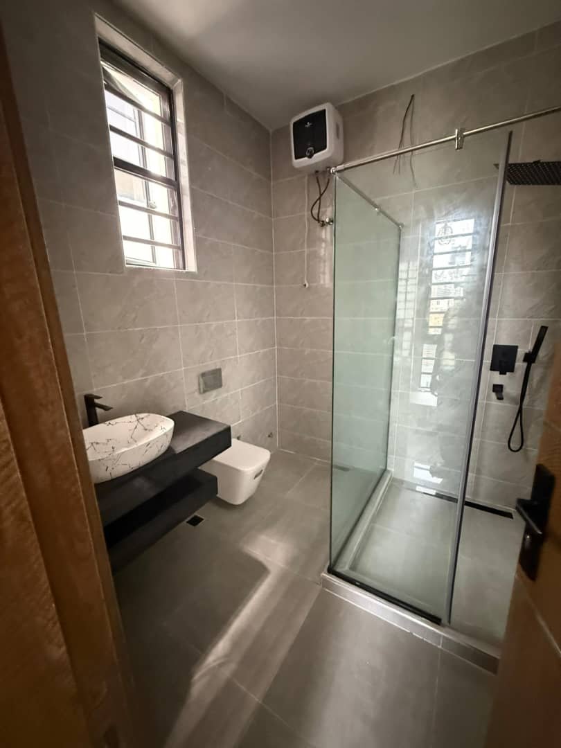 CONTEMPORARY 4 BEDROOM FULLY DETACHED DUPLEX WITH SWIMMING POOL for Sale in Monguno, Borno photo 4