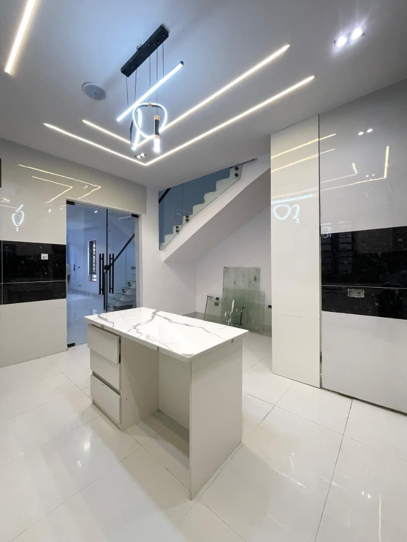 CONTEMPORARY 4 BEDROOM FULLY DETACHED DUPLEX WITH SWIMMING POOL for Sale in Monguno, Borno photo 6