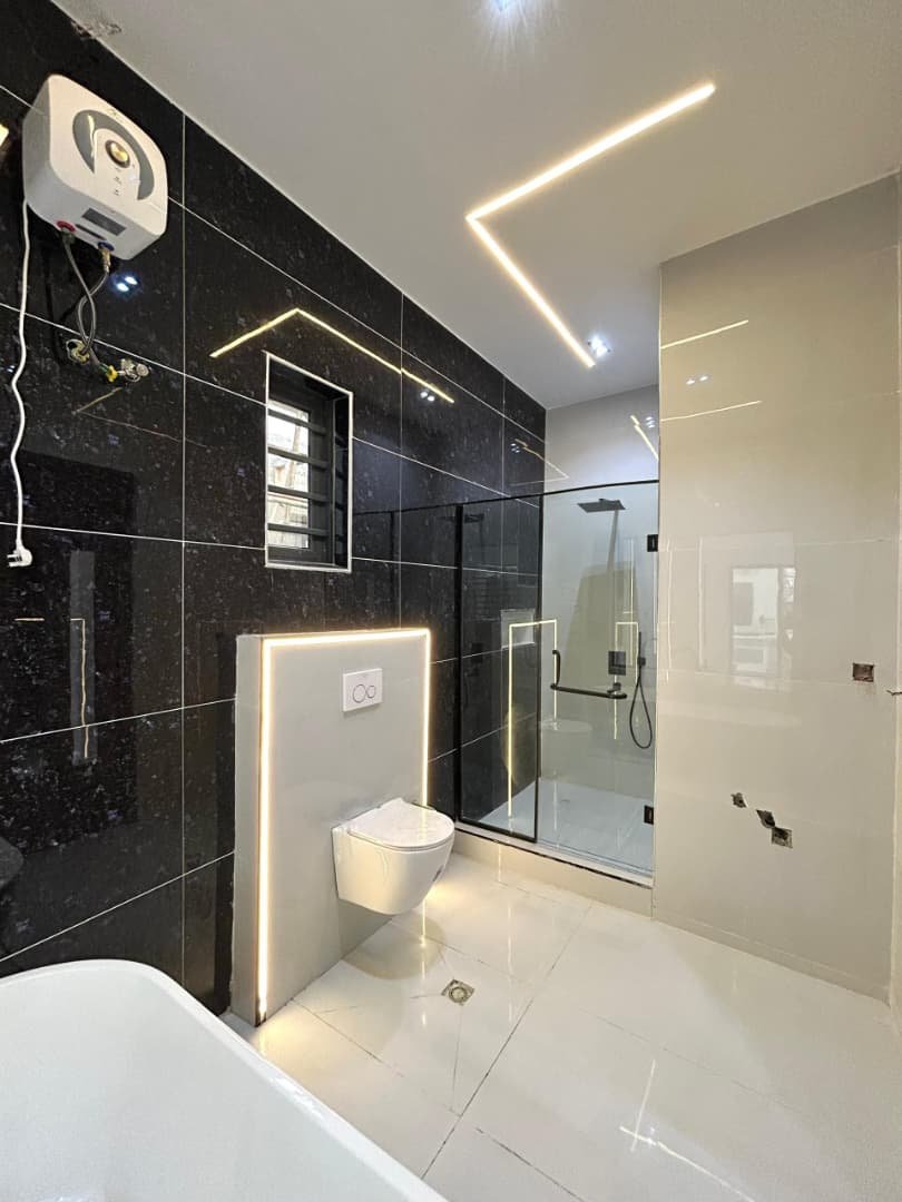 CONTEMPORARY 4 BEDROOM FULLY DETACHED DUPLEX WITH SWIMMING POOL for Sale in Monguno, Borno photo 10