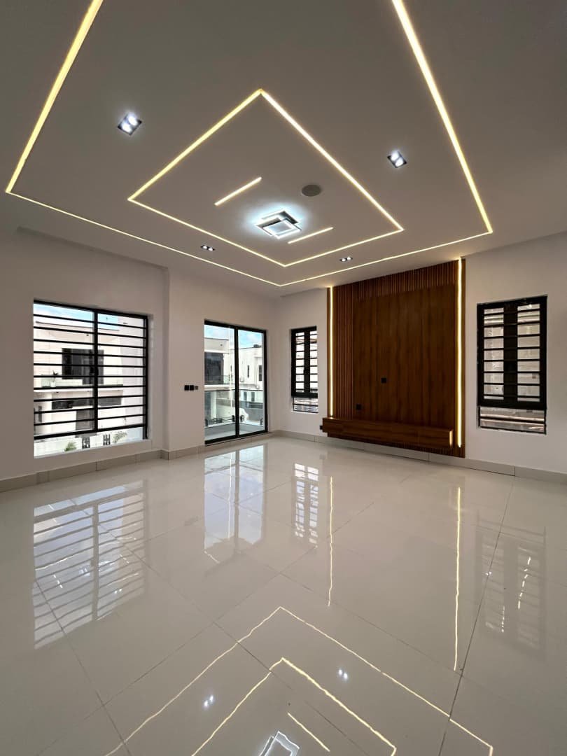 CONTEMPORARY 4 BEDROOM FULLY DETACHED DUPLEX WITH SWIMMING POOL for Sale in Monguno, Borno photo 11
