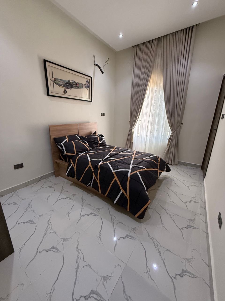 3 Bedroom semi detached duplex for Sale in Lekki Phase 1, Lagos photo 10