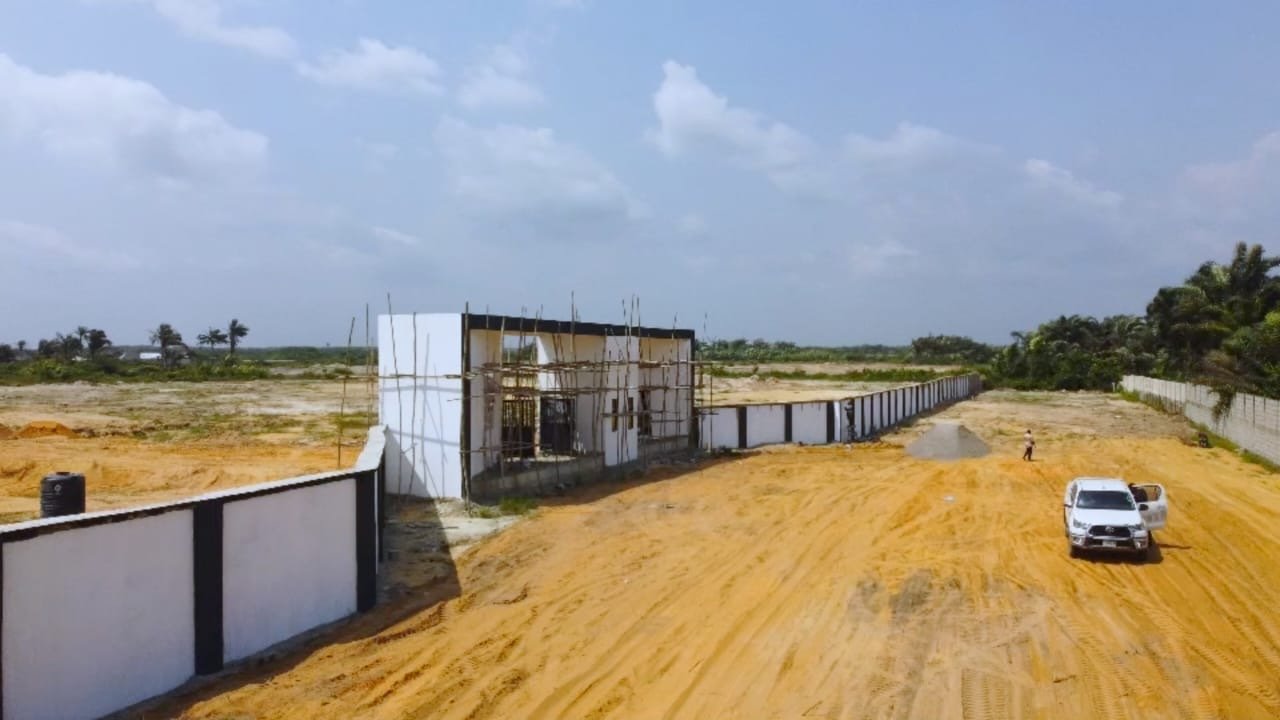 Land available for sale at Ibeju Lekki in Lekki Phase 1, Lagos photo 6