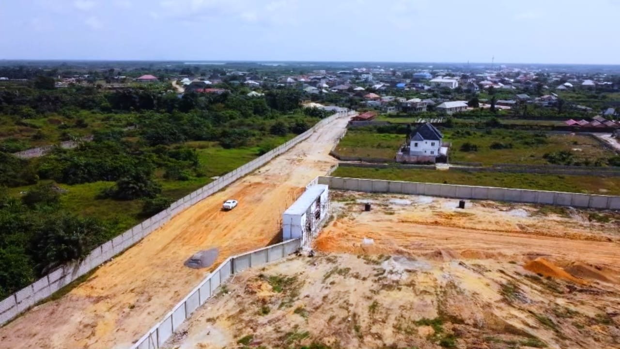 Land available for sale at Ibeju Lekki in Lekki Phase 1, Lagos photo 7