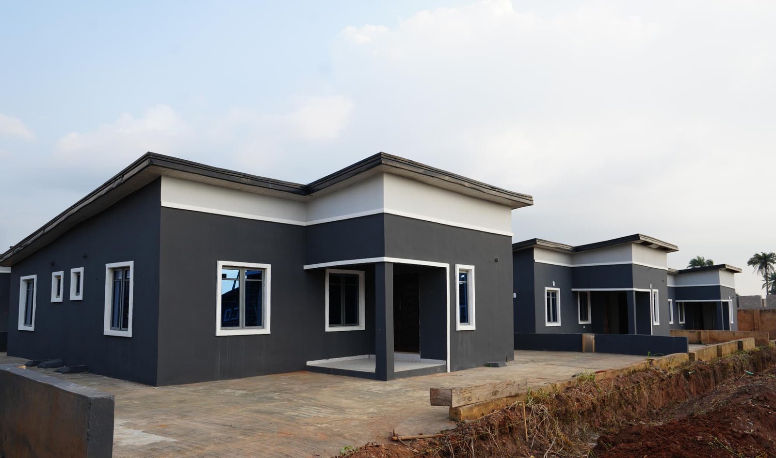 2 bedroom detached bungalow for Sale in Lekki Phase 1, Lagos