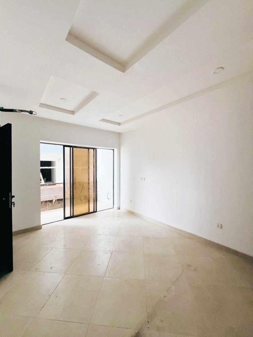 Luxury 4 bedroom apartment + BQ for Sale in Monguno, Borno photo 8