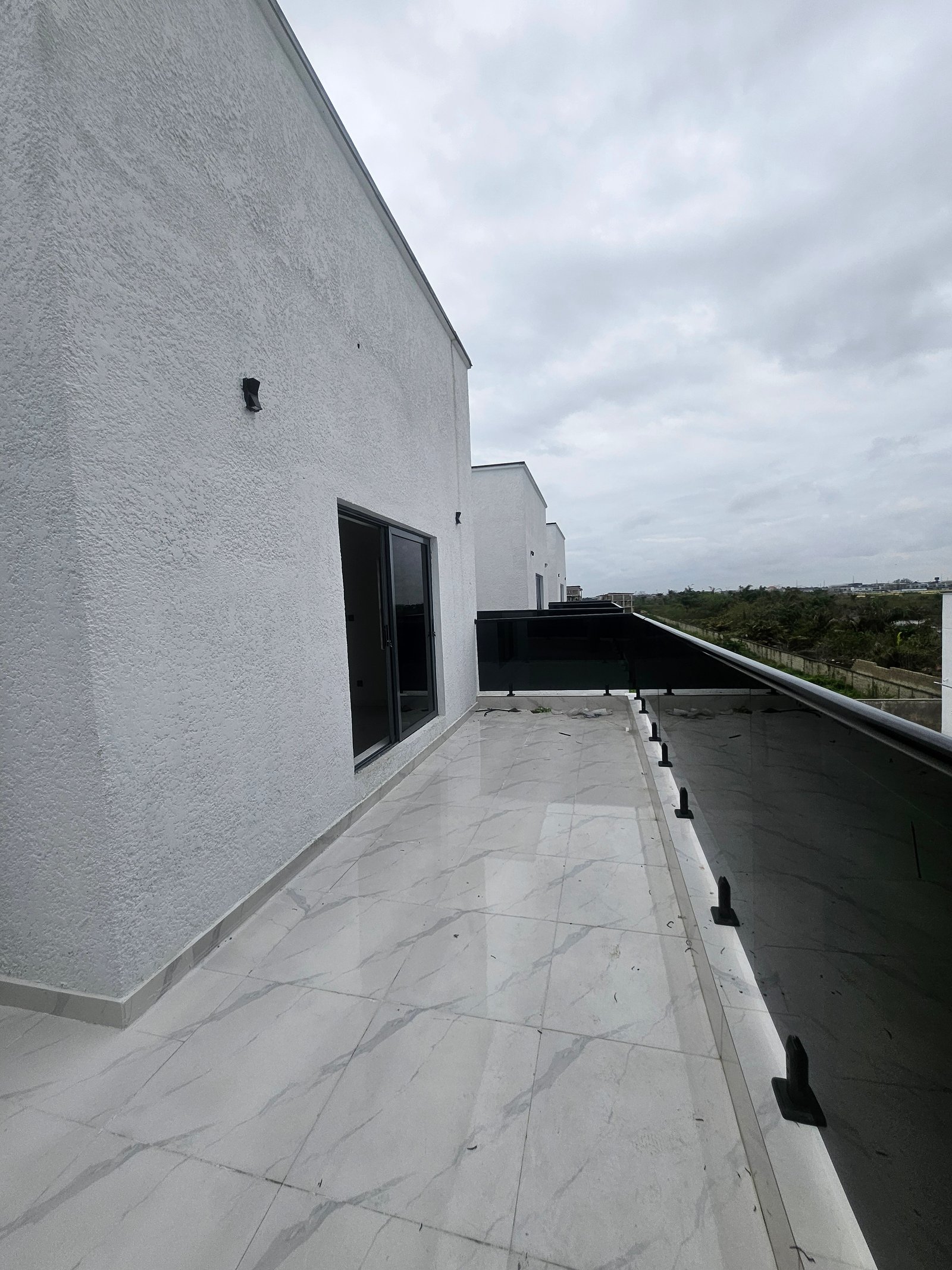 Luxury 4 bedroom fully detached duplex + Penthouse + BQ for Sale in Ajah, Lagos photo 3