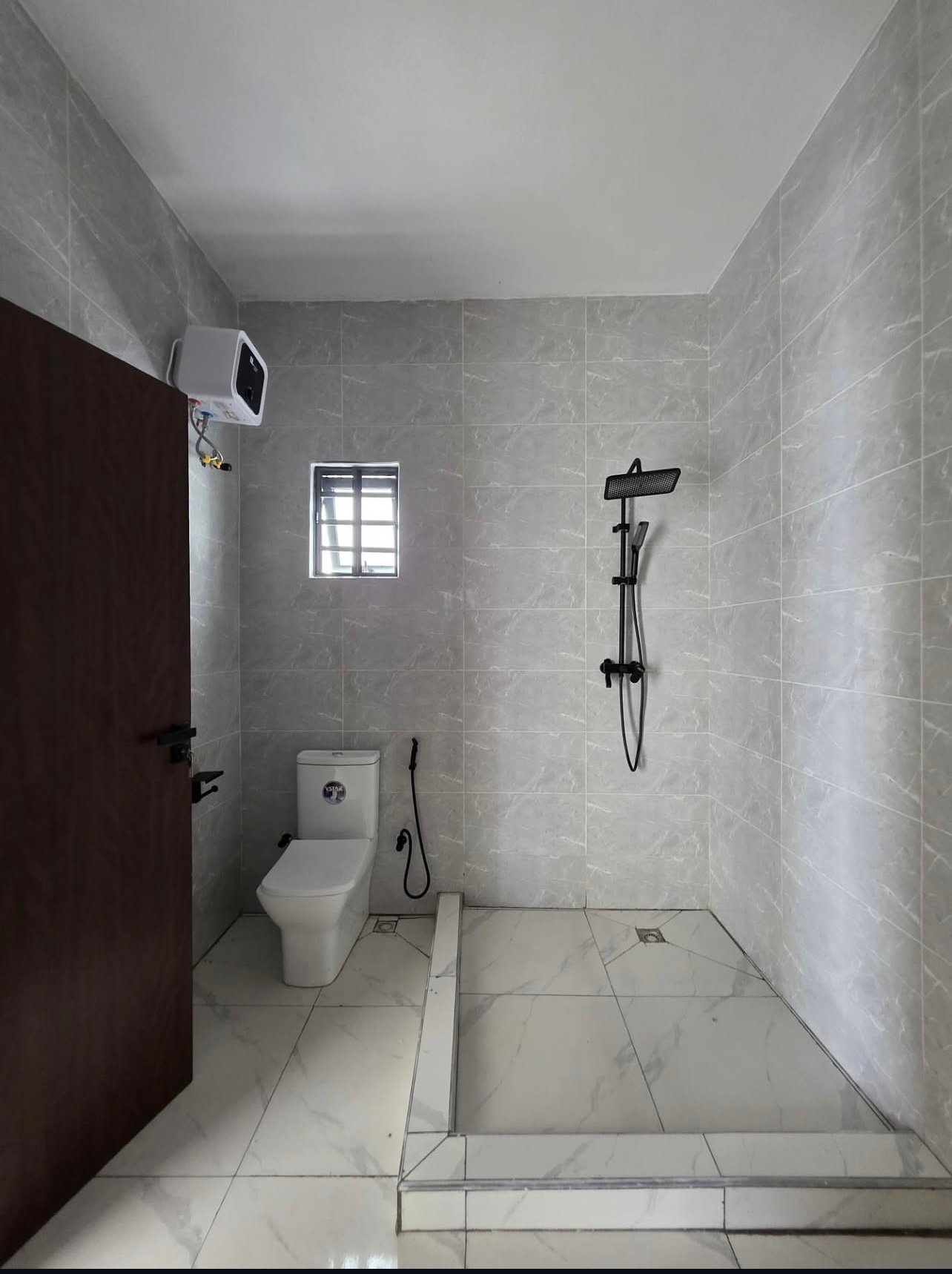 Luxury 4 bedroom fully detached duplex + Penthouse + BQ for Sale in Ajah, Lagos photo 19