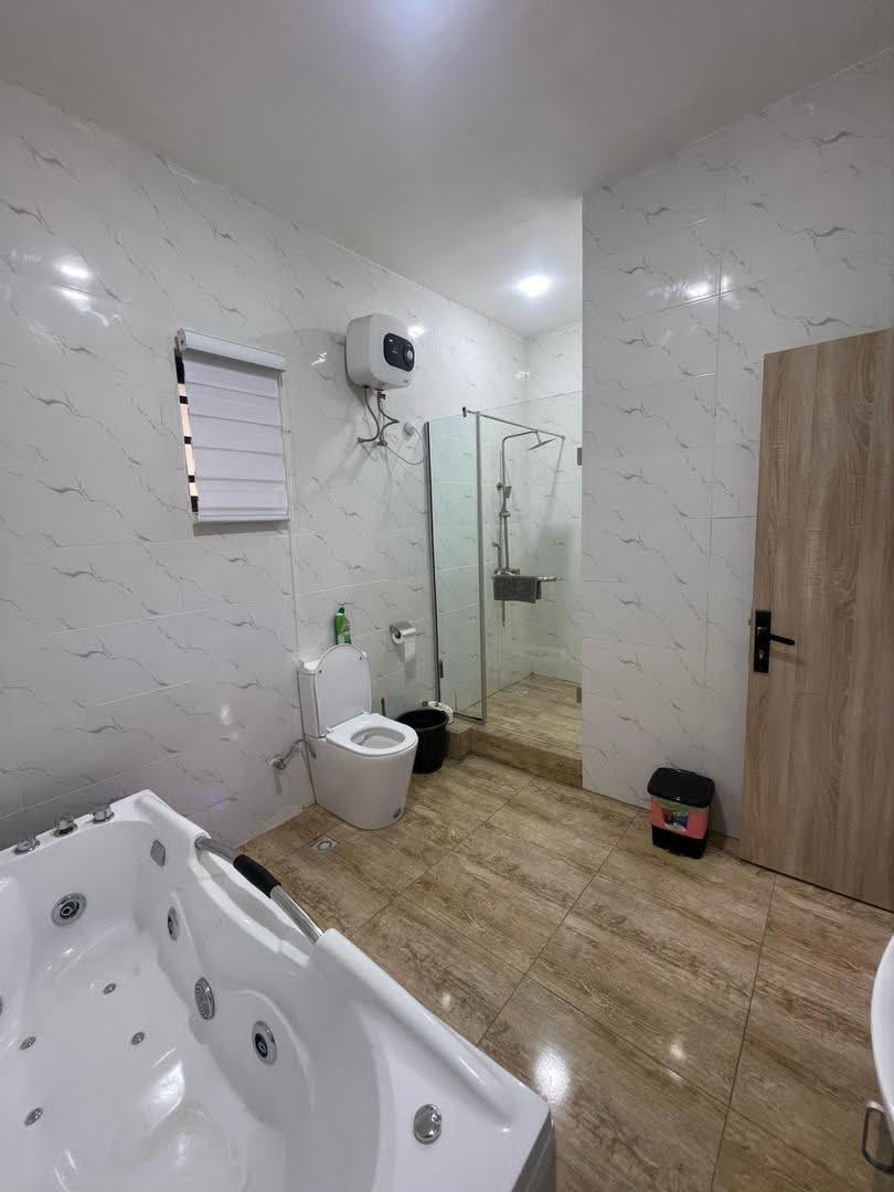 Luxury 4-Bedroom Duplex for Rent in Osapa London, Lagos photo 12