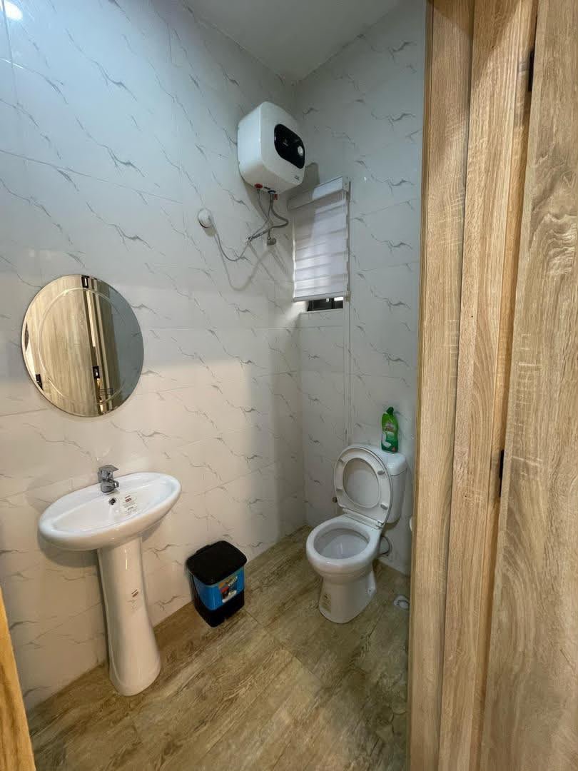 Luxury 4-Bedroom Duplex for Rent in Osapa London, Lagos photo 11