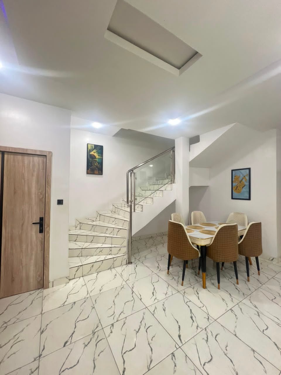 Luxury 4-Bedroom Duplex for Rent in Osapa London, Lagos photo 6