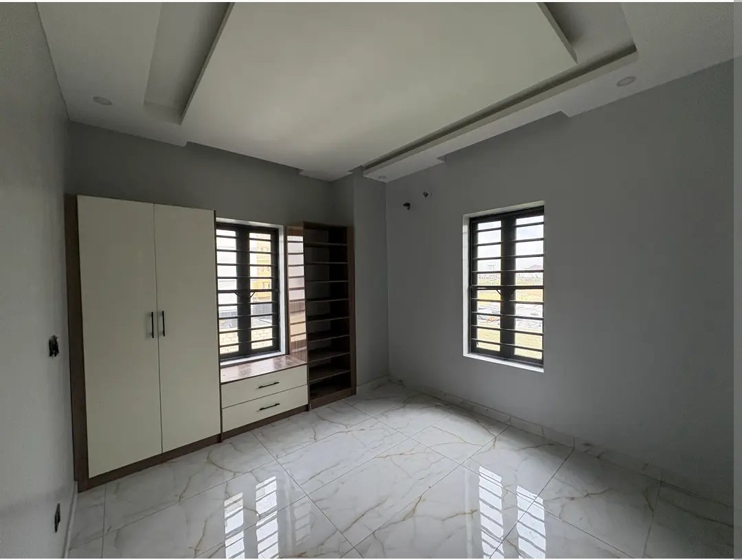 NEWLY BUILT LUXURY 2 BEDROOM APARTMENT IN LEKKI for Sale in Lekki Phase 1, Lagos photo 7