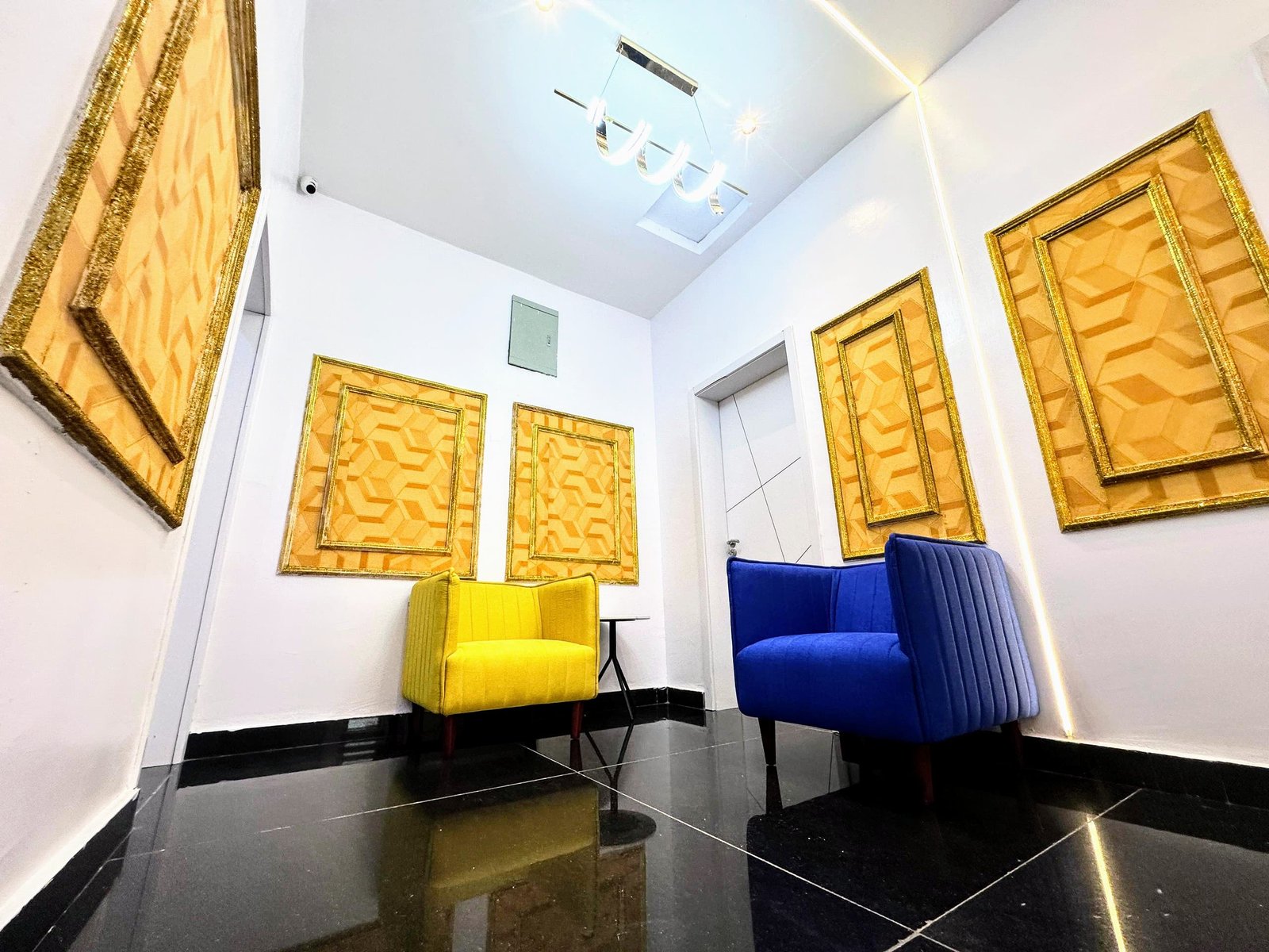 5bed room luxury Air BNB for Rent in State Housing, Calabar, Cross River photo 3
