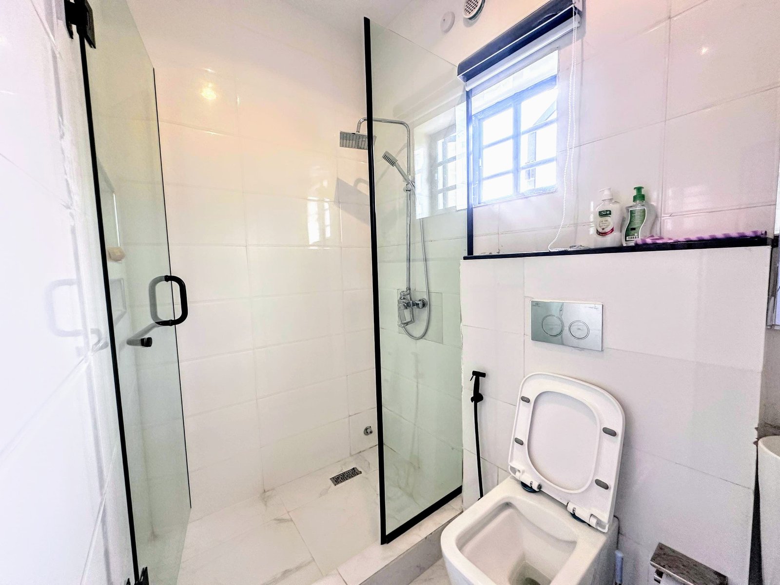5bed room luxury Air BNB for Rent in State Housing, Calabar, Cross River photo 11