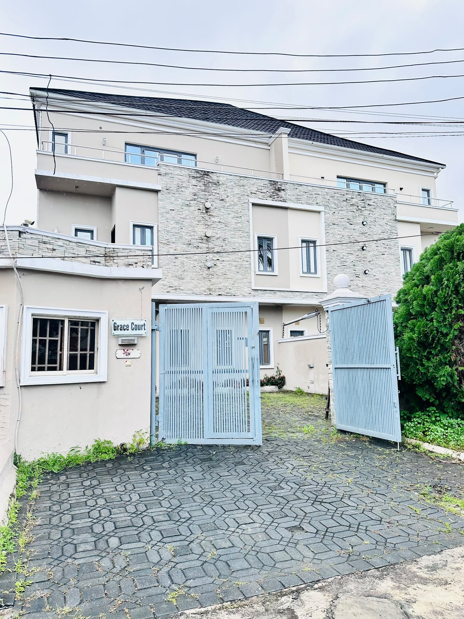 BESPOKE 4 BEDROOM SEMI- DETACHED DUPLEX WITH BQ IN LEKKI PHASE 1, LAGOS for Sale in Lekki Phase 1, Lagos photo 2