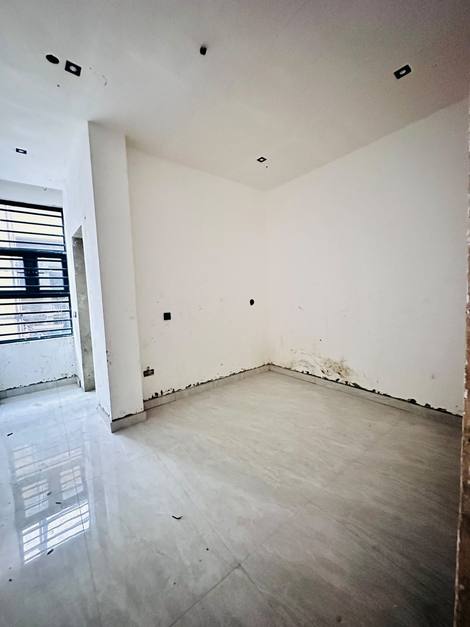NEWLY BUILT 2 BEDROOM APARTMENTS IN LEKKI PHASE 1 for Sale in Lekki Phase 1, Lagos photo 7