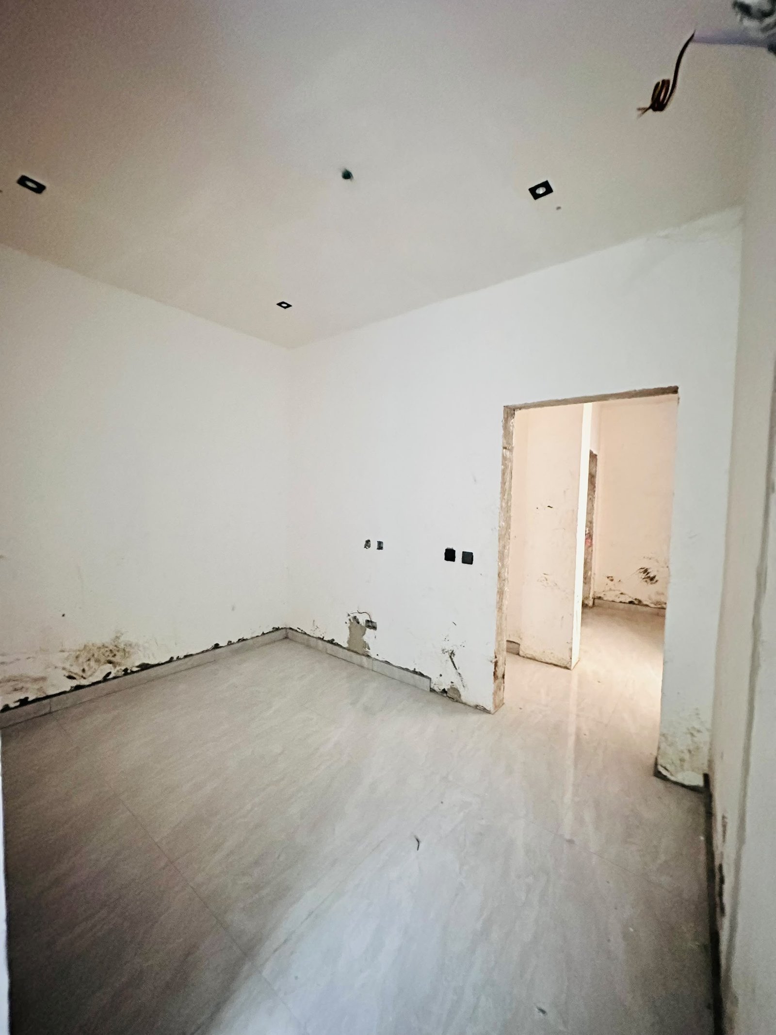 NEWLY BUILT 2 BEDROOM APARTMENTS IN LEKKI PHASE 1 for Sale in Lekki Phase 1, Lagos photo 5
