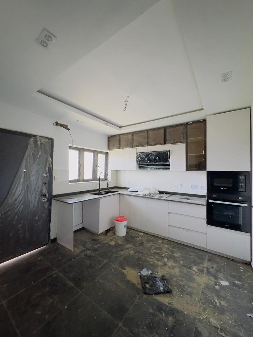 NEWLY BUILT 4 BEDROOM TERRACE DUPLEX WITH BQ for Sale in Ogudu GRA, Lagos photo 7