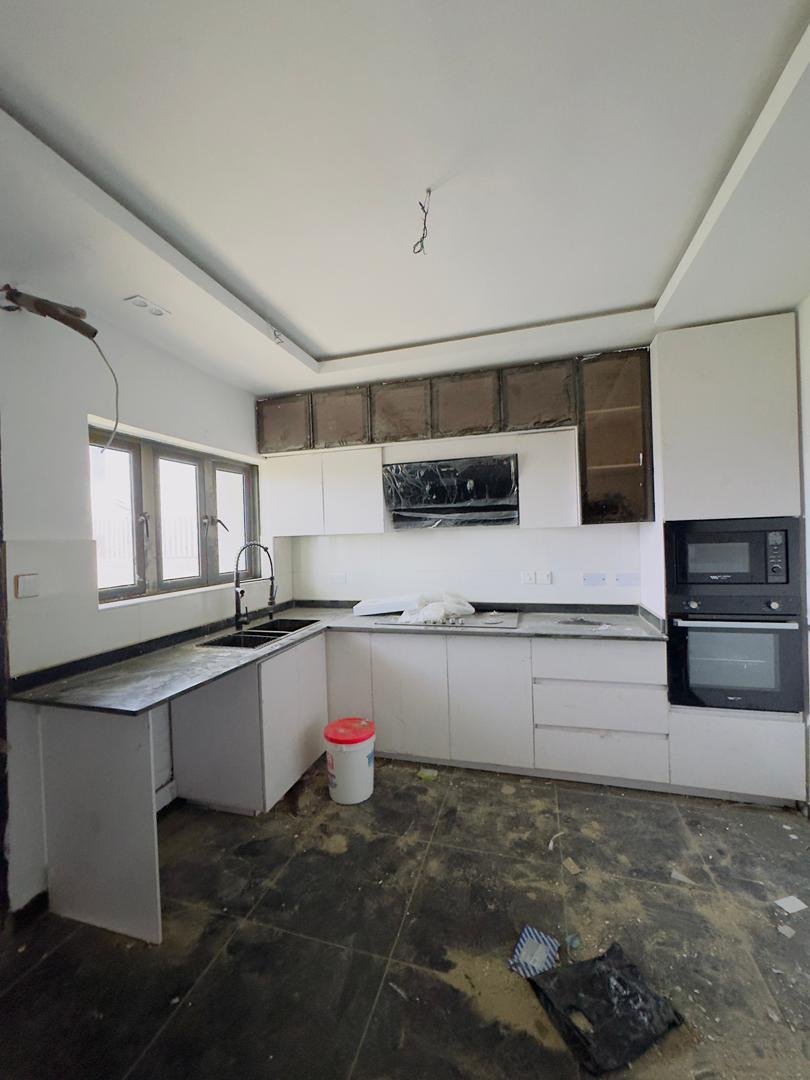 NEWLY BUILT 4 BEDROOM TERRACE DUPLEX WITH BQ for Sale in Ogudu GRA, Lagos photo 6