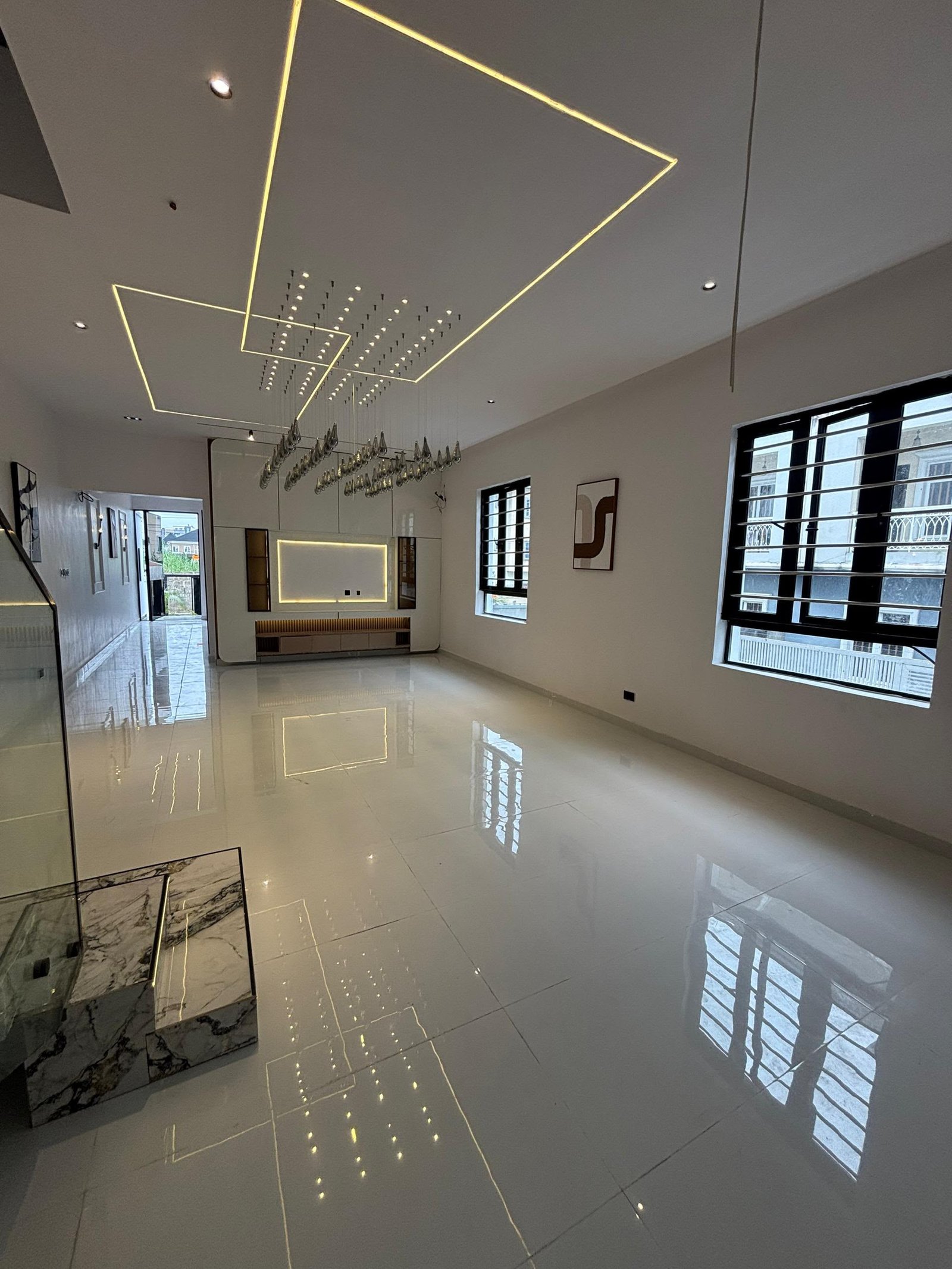 5 bedroom semi-detached duplex for Sale in Ajah, Lagos photo 8