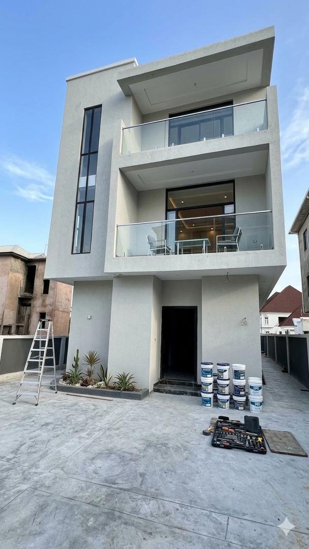 DIRECT BRIEF   Four bedroom duplex with BQ all en-suite for Sale in Ogidi, Anambra photo 3