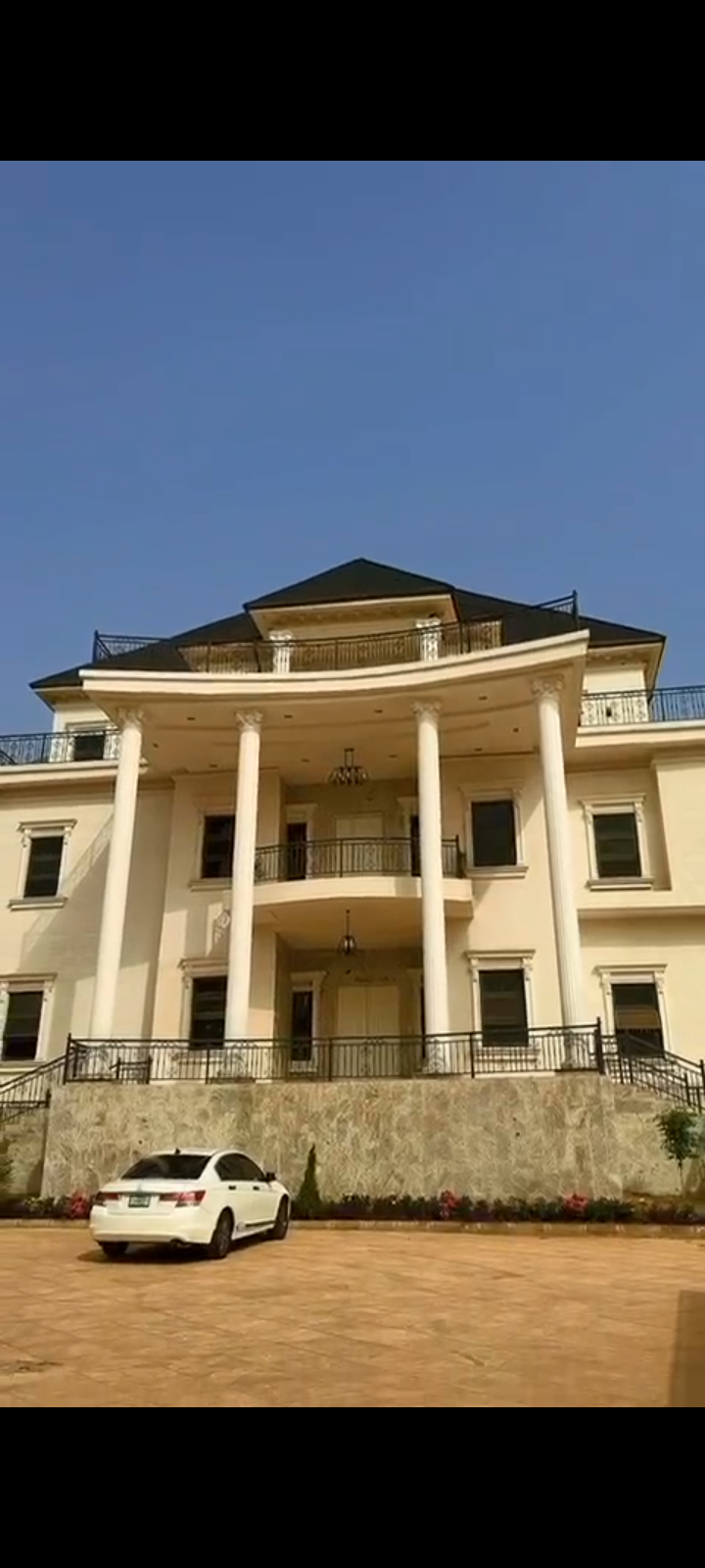 10 BEDS ||FULLY FINISHED DUPLEX three bedroom basement and BQ for Sale in Maitama, Abuja, FCT photo 2