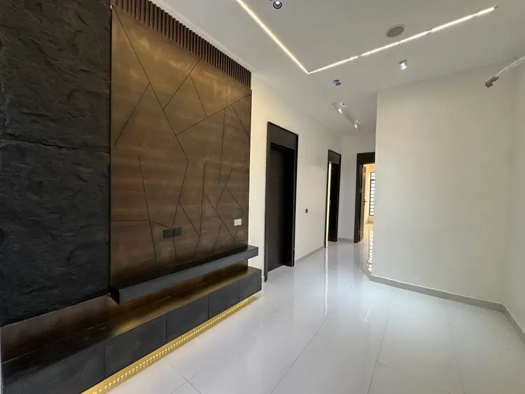 Super Luxury 5 Bedroom Fully Detached with BQ in Chevron for Sale in Lekki, Lagos photo 14