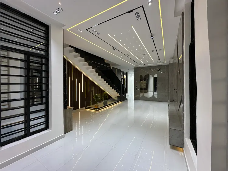 Super Luxury 5 Bedroom Fully Detached with BQ in Chevron for Sale in Lekki, Lagos photo 6